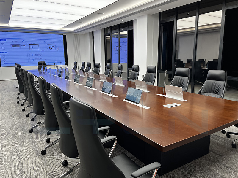 kasus perusahaan terbaru tentang LYLN Motorized retractable monitor terintegrasi dengan BOSCH DCN Series